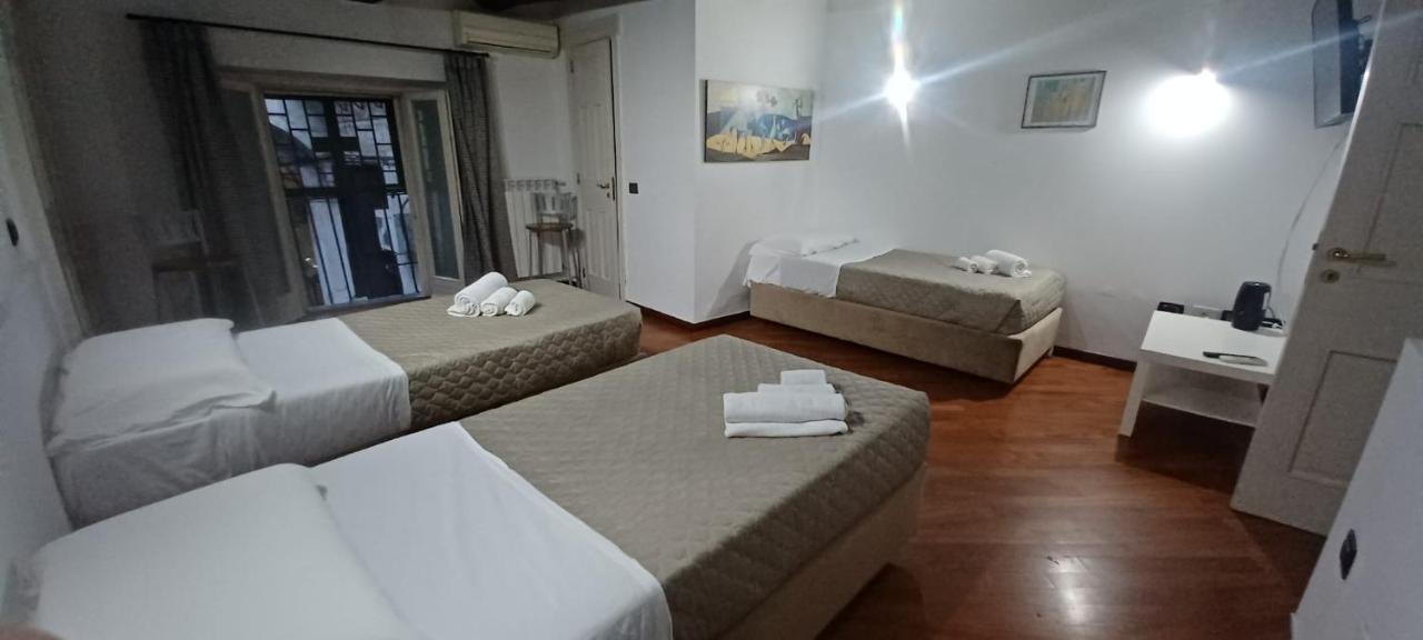 Appartamento Residenza Nunziatella Napoli Esterno foto